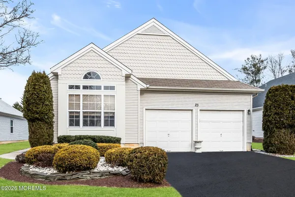 Property Slideshow image 2 of 32 | 23 derry meeting dr, Manalapan, NJ, 07726