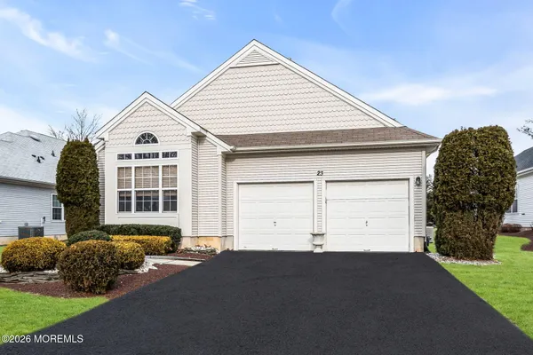 Property Slideshow image 3 of 32 | 23 derry meeting dr, Manalapan, NJ, 07726