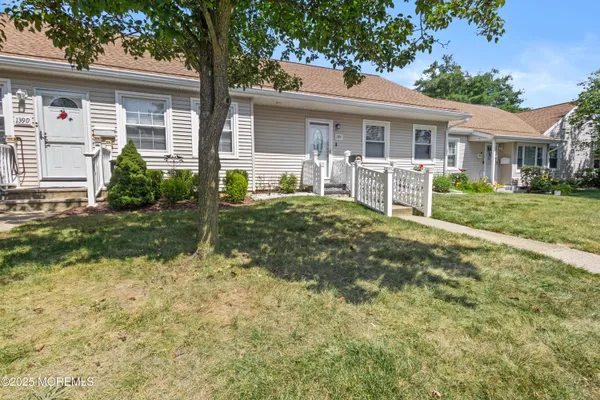 Property Slideshow image 2 of 63 | 139 wein market c, Freehold, NJ, 07728