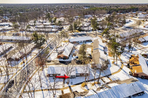 Property Slideshow image 3 of 46 | 486b thornbury ct # 1002, Lakewood, NJ, 08701