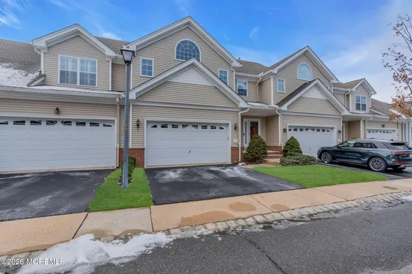 Property Slideshow image 3 of 51 | 3 carrington dr, Eatontown, NJ, 07724