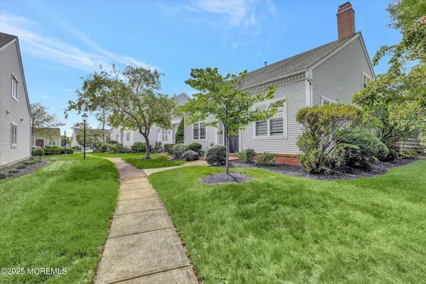 Property Slideshow image 2 of 55 | 75 winthrop rd # 75d, Monroe, NJ, 08831