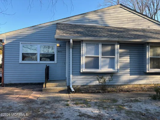 Property Slideshow image 2 of 36 | 768 hudson pkwy c, Whiting, NJ, 08759