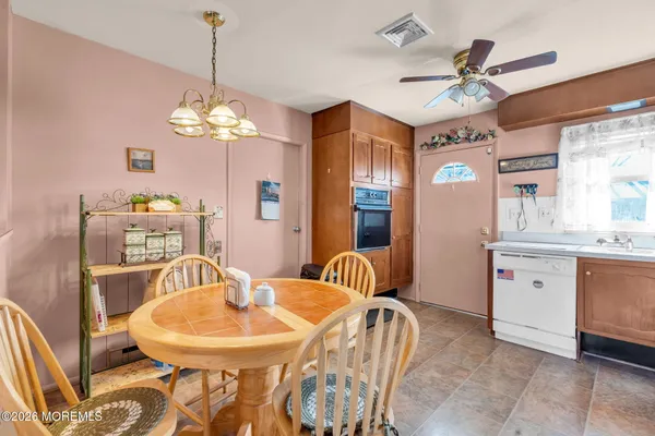 Property Slideshow image 3 of 23 | 511b portsmouth dr, Lakewood, NJ, 08701