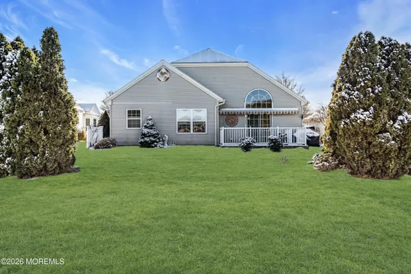 Property Slideshow image 3 of 43 | 42 milton dr, Manchester, NJ, 08759