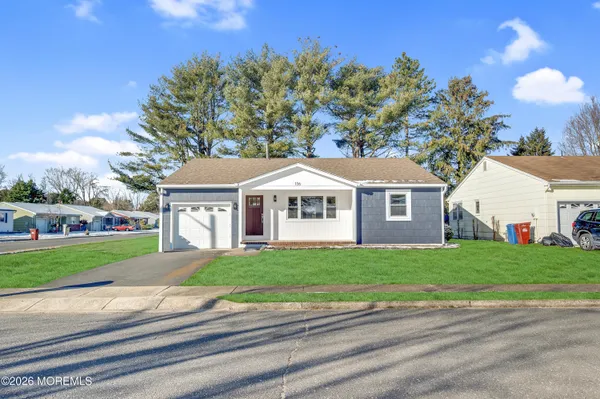 Property Slideshow image 3 of 35 | 136 georgetown rd, Toms River, NJ, 08757