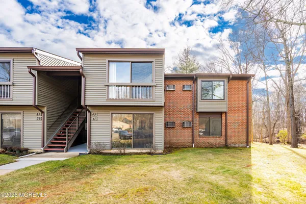 Property Slideshow image 2 of 40 | 41 western reach, Red Bank, NJ, 07701