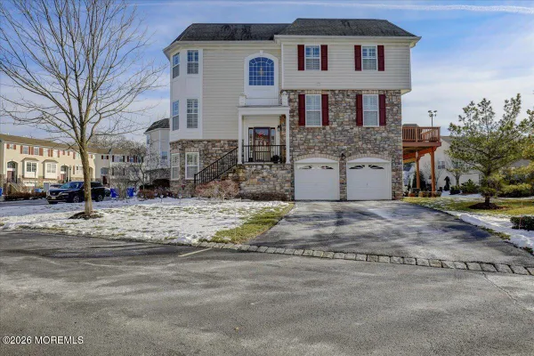 Property Slideshow image 2 of 50 | 37 daly ct # 1469, Old Bridge, NJ, 08857