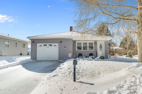 Property Slideshow image 2 of 28 | 16 mirador ct, Berkeley, NJ, 08757