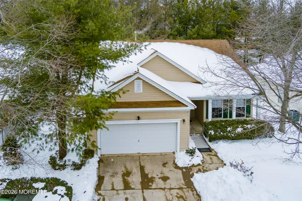 Property Slideshow image 3 of 33 | 42 tall pines dr, Neptune, NJ, 07753