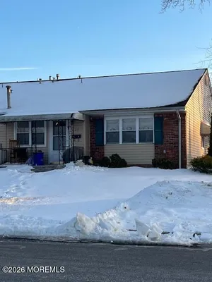 Property Slideshow image 2 of 20 | 23 haven dr, Matawan, NJ, 07747