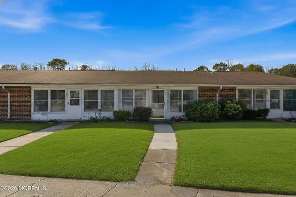 Property Slideshow image 2 of 25 | 1245c hamilton ct, Lakewood, NJ, 08701