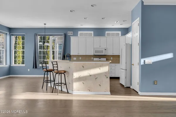 Property Slideshow image 2 of 27 | 79 oakmont ln, Jackson, NJ, 08527