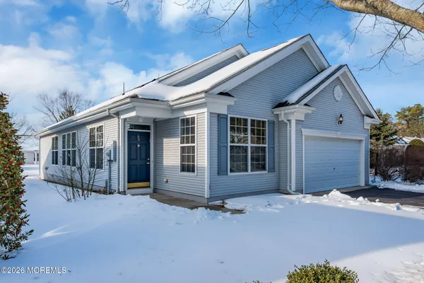 Property Slideshow image 3 of 48 | 63 marlow dr, Jackson, NJ, 08527