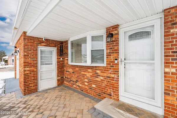 Property Slideshow image 3 of 70 | 78 castle harbor dr, Toms River, NJ, 08757