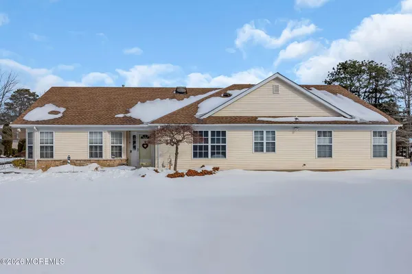 Property Slideshow image 2 of 23 | 18 rosewood ct, Lakewood, NJ, 08701