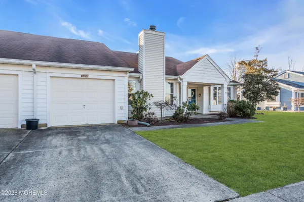 Property Slideshow image 2 of 60 | 1145b thornbury ln, Manchester, NJ, 08759