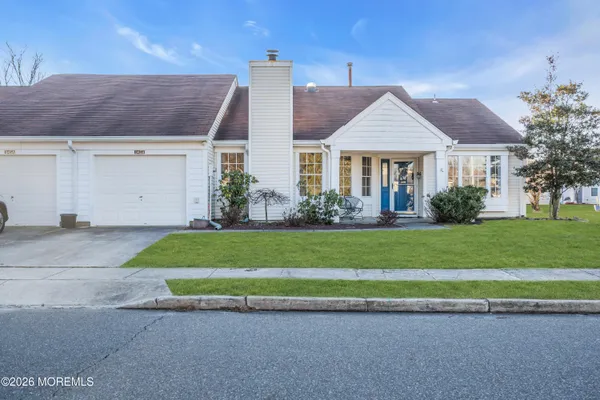 Property Slideshow image 3 of 60 | 1145b thornbury ln, Manchester, NJ, 08759