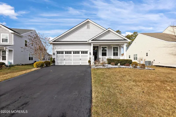 Property Slideshow image 3 of 64 | 8 starboard ct, Little Egg Harbor, NJ, 08087
