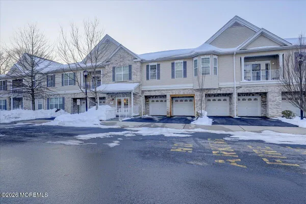 Property Slideshow image 3 of 35 | 215 bloomsbury dr, Morganville, NJ, 07751