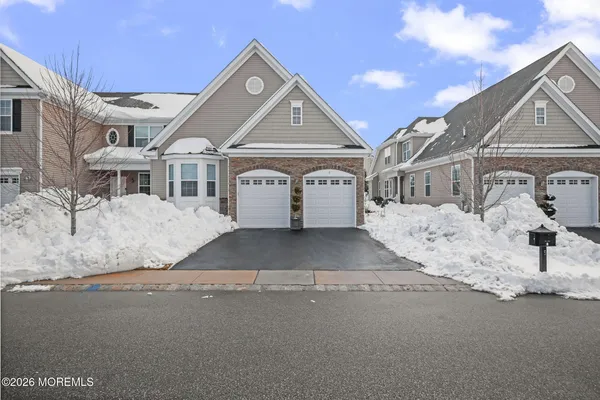 Property Slideshow image 2 of 57 | 5 traditions pl, Monroe, NJ, 08831