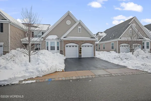 Property Slideshow image 3 of 57 | 5 traditions pl, Monroe, NJ, 08831
