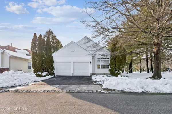 Property Slideshow image 2 of 37 | 2 belvedere dr, Manchester, NJ, 08759