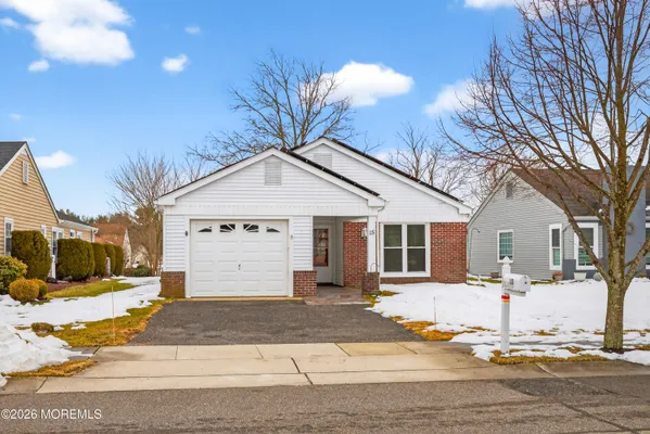 Property Slideshow image 2 of 36 | 15 frilham ln, Manchester, NJ, 08759