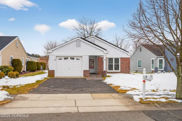 Property Slideshow image 3 of 36 | 15 frilham ln, Manchester, NJ, 08759