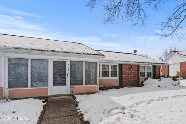 Property Slideshow image 2 of 23 | 537d dartmoor ct, Lakewood, NJ, 08701