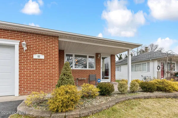 Property Slideshow image 2 of 19 | 60 biabou dr, Toms River, NJ, 08757