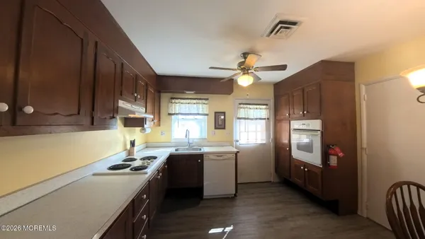 Property Slideshow image 3 of 17 | 426a chatham ct, Lakewood, NJ, 08701