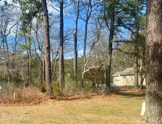 Property Slideshow image 3 of 11 | 27 amesbury rd # 64, Whiting, NJ, 08759