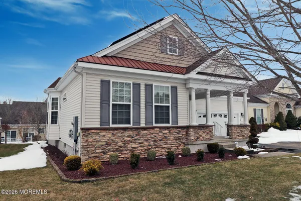 Property Slideshow image 3 of 57 | 16 passage ln, Barnegat, NJ, 08005