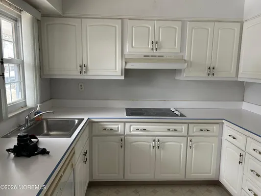 Property Slideshow image 2 of 7 | 1227b argyll cir b, Lakewood, NJ, 08701