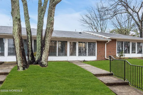 Property Slideshow image 3 of 19 | 842e inverness ct e, Lakewood, NJ, 08701