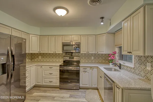 Property Slideshow image 2 of 24 | 31 columbus blvd b, Whiting, NJ, 08759