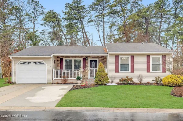 Property Slideshow image 2 of 37 | 7 eaton ln 73, Whiting, NJ, 08759