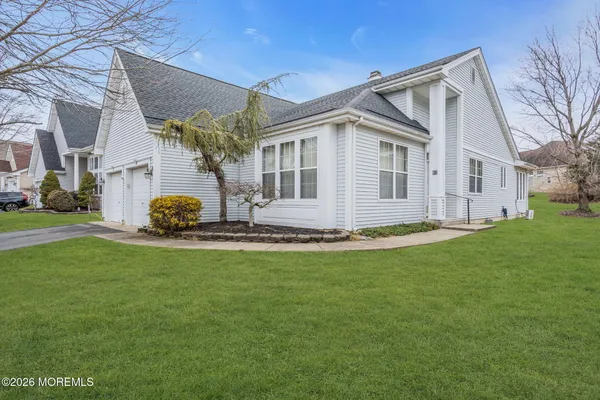 Property Slideshow image 2 of 34 | 82 mirage blvd, Barnegat, NJ, 08005