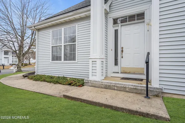 Property Slideshow image 3 of 34 | 82 mirage blvd, Barnegat, NJ, 08005