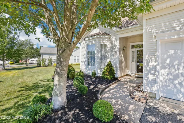 Property Slideshow image 2 of 32 | 1544 harvest ln, Manasquan, NJ, 08736