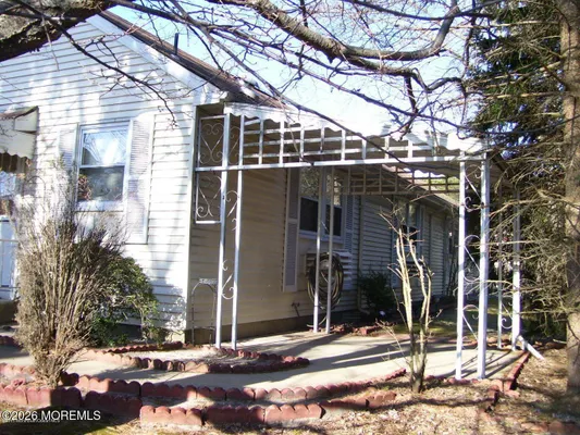 Property Slideshow image 2 of 14 | 1 quincy dr d, Whiting, NJ, 08759