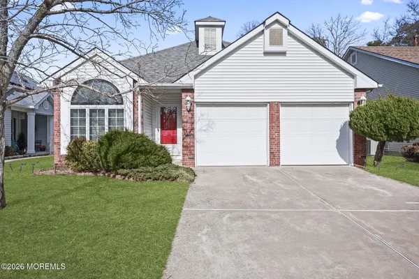 Property Slideshow image 2 of 36 | 1797 sweetbay dr, Toms River, NJ, 08755