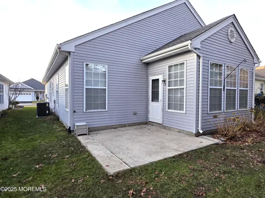 Property Slideshow image 3 of 20 | 91 robin ln, Barnegat, NJ, 08005