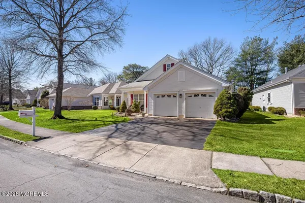 Property Slideshow image 3 of 48 | 36 silverspring dr, Lakewood, NJ, 08701