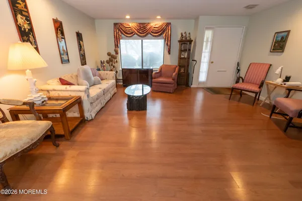 Property Slideshow image 3 of 30 | 264b crosse dr, Monroe, NJ, 08831