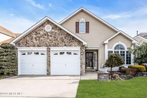 Property Slideshow image 3 of 59 | 15 congressional rd, Jackson, NJ, 08527