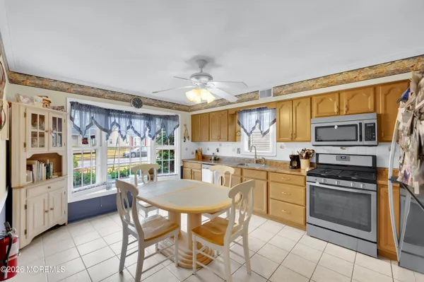 Property Slideshow image 3 of 31 | 44 greenbriar blvd, Brick, NJ, 08724