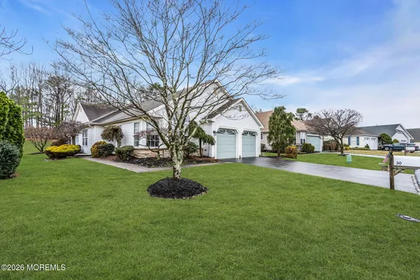 Property Slideshow image 3 of 30 | 30 strawberry ln, Lakewood, NJ, 08701