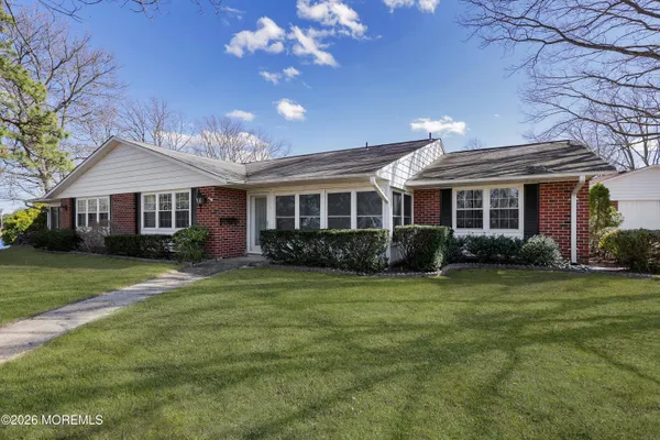 Property Slideshow image 2 of 64 | 1028b shetland dr b, Lakewood, NJ, 08701